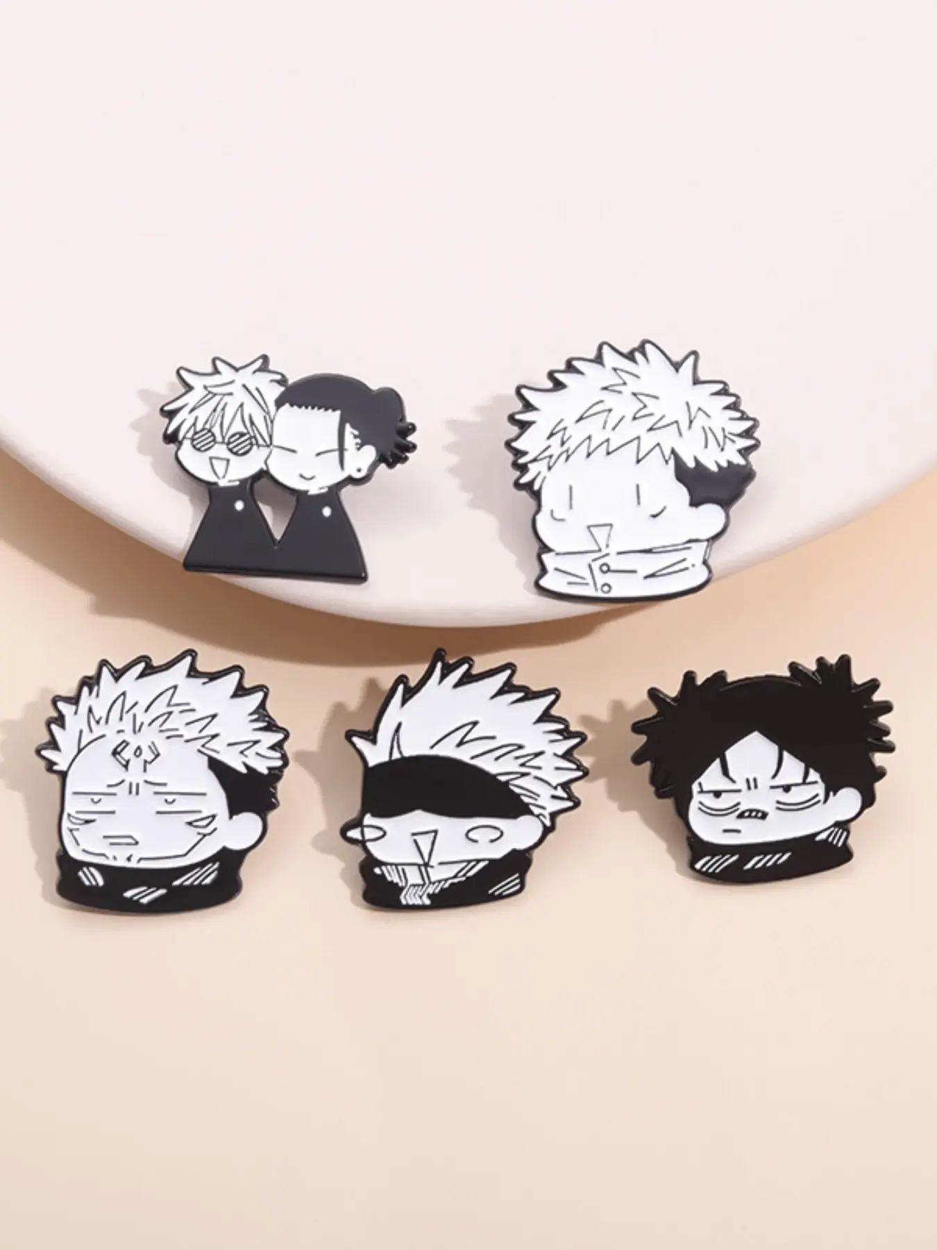 5-Piece Jujutsu Kaisen Anime Character Brooch Clip Enamel Pins Anime Cartoon Figure Gojo Satoru Itadori Yuji Metal  Brooches Durable Metal Pins for Backpack Clothes Lapel Badge  Fashion Jewelry Gift for Fans Friends