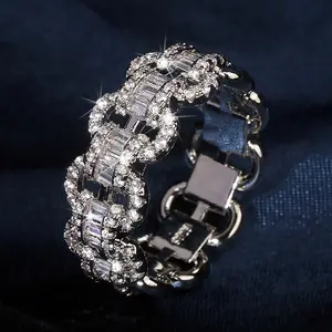 Zircon-Studded Geometric Link Ring – Unisex Stacking Jewelry for Daily Wear, Parties & Gifts