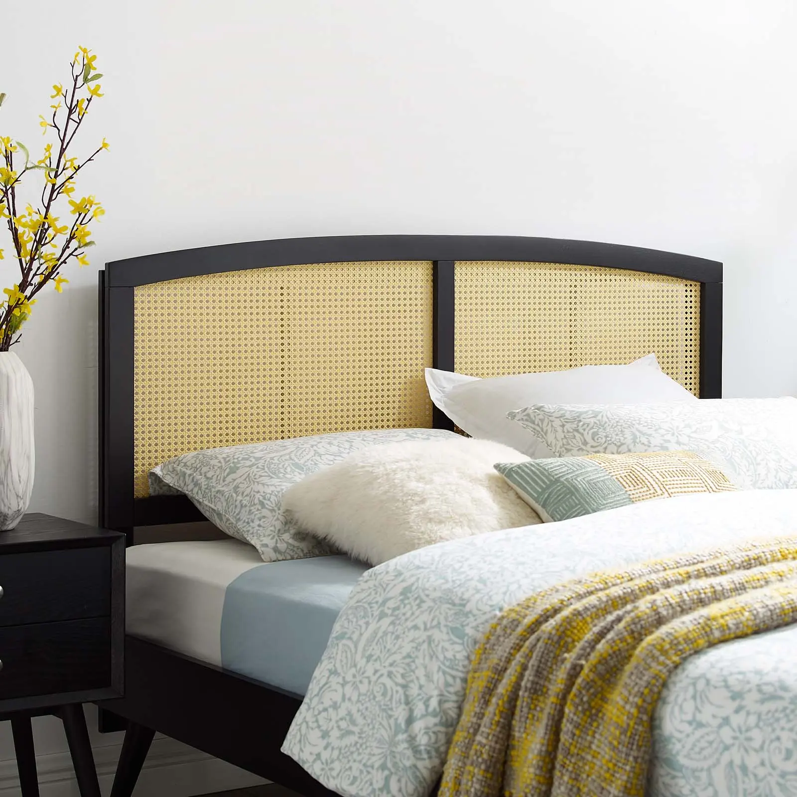 Modway Halcyon Cane King-Size Headboard - Black, Mid-Century Modern Unique Bedroom Furniture, Woven Rattan Accent, Tropical Indoor Headboard, Calming Relaxation Piece, Assembly Required, Interchangeable Bed Frame Compatible