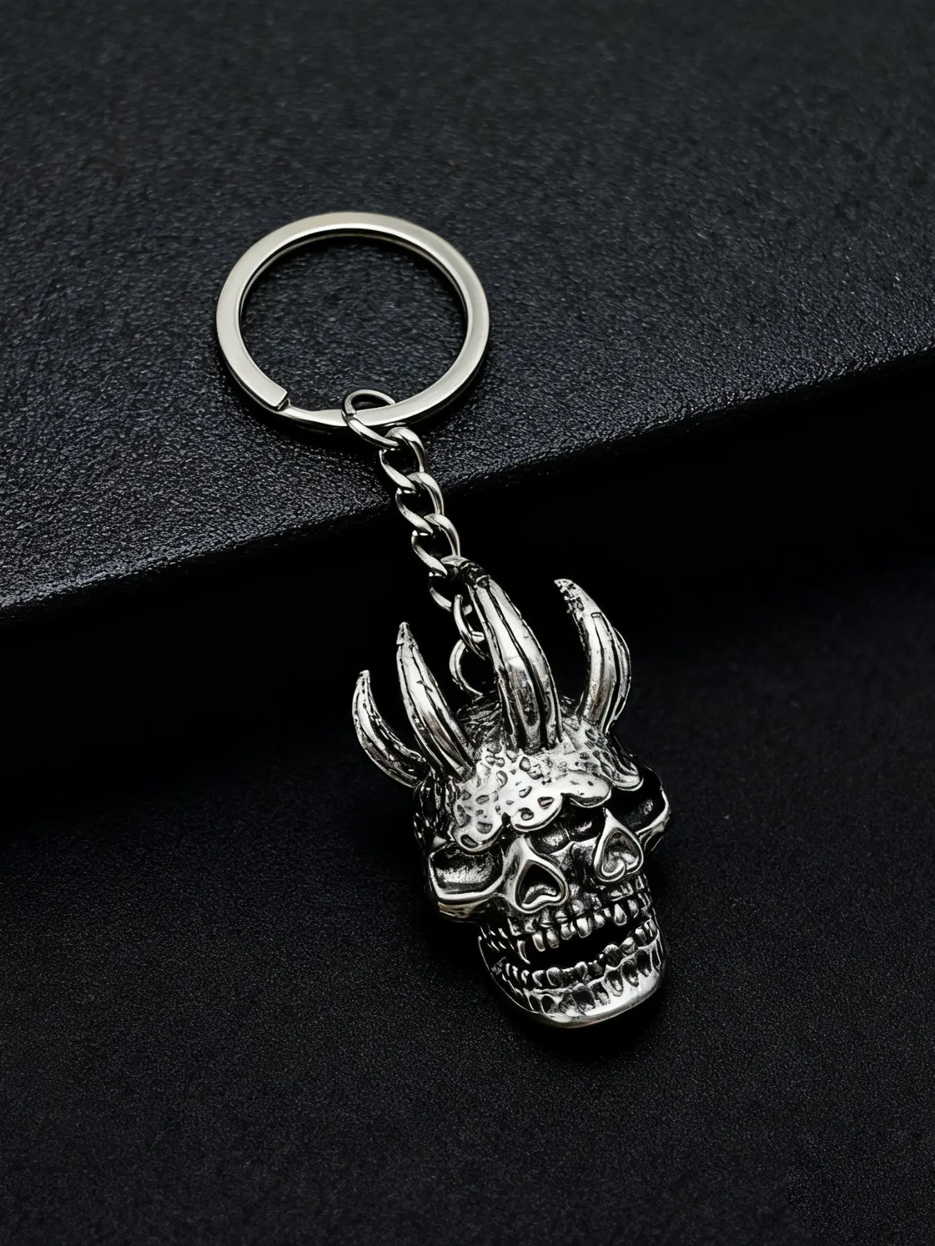 1 piece of hip hop punk style double sided skull keychain Keychain For Bags an excellent gift choice