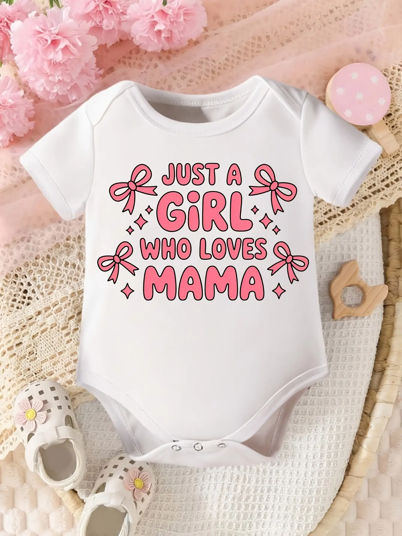 White Baby Girl Short Sleeve Onesie, Just A Girl Who Loves Mama Pink Bubble Bow Star Mother Daughter Infant Cotton Bodysuit