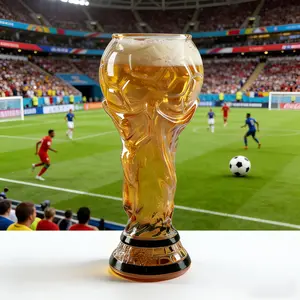 New creative 500ml football-shaped beer glass, thickened glass football beer glass, football beer glass for bars, large-capacity beverage glass, suitable for football parties and fan gatherings, and for daily use in home bars and restaurants, Drinkware