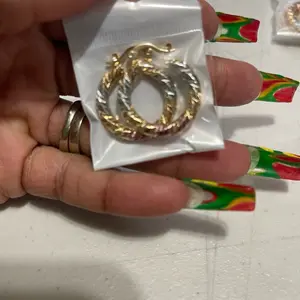 Twist Hoop Fashion Earrings for Women - Gold