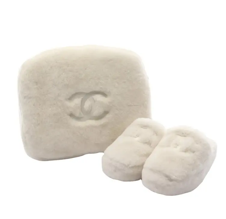 Pre-owned CHANEL Coco mark Fur Slide sandals Fur White