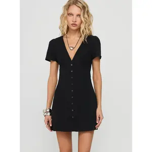 Loveliness Playsuit Black Petite