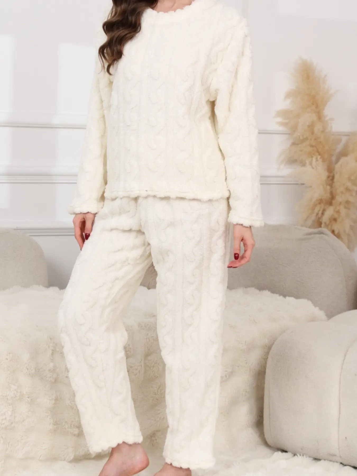 Women's Coral Fleece Pajama Set, Two-Piece Winter Sleepwear, Thickened Loose Fit Home Clothes, Loungewear, Casual Long Sleeve Above Ankle
