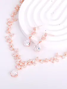 3PCS Fashionable teardrop-shaped flower rose gold earrings and necklace set, light luxury and high-end 18k gold plated ladies' jewelry set, birthday gift suitable for attending banquets and ceremonies, Jewellery Gift Set