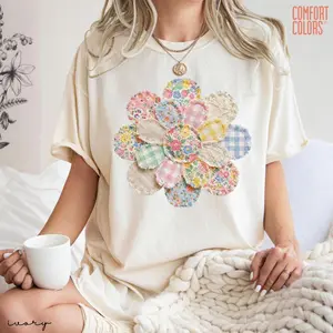 Comfort Colors Faux Quilted Patchwork Daisy Shirt Floral Graphic Tee Vintage Aesthetic Flower Top Cottagecore Patchwork Shirt Spring Shirt Gift for Her, Cotton Fabric