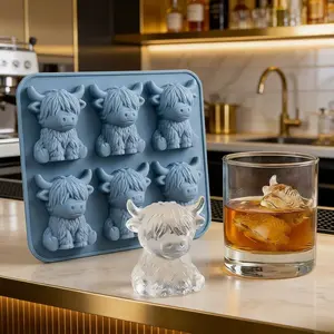 Mini Highland Cow Ice Cube Mold, Ice Molds, Cute 3D Ice Cubes for Drinks, Parties, and Gifts, Perfect for Beverage Enhancements