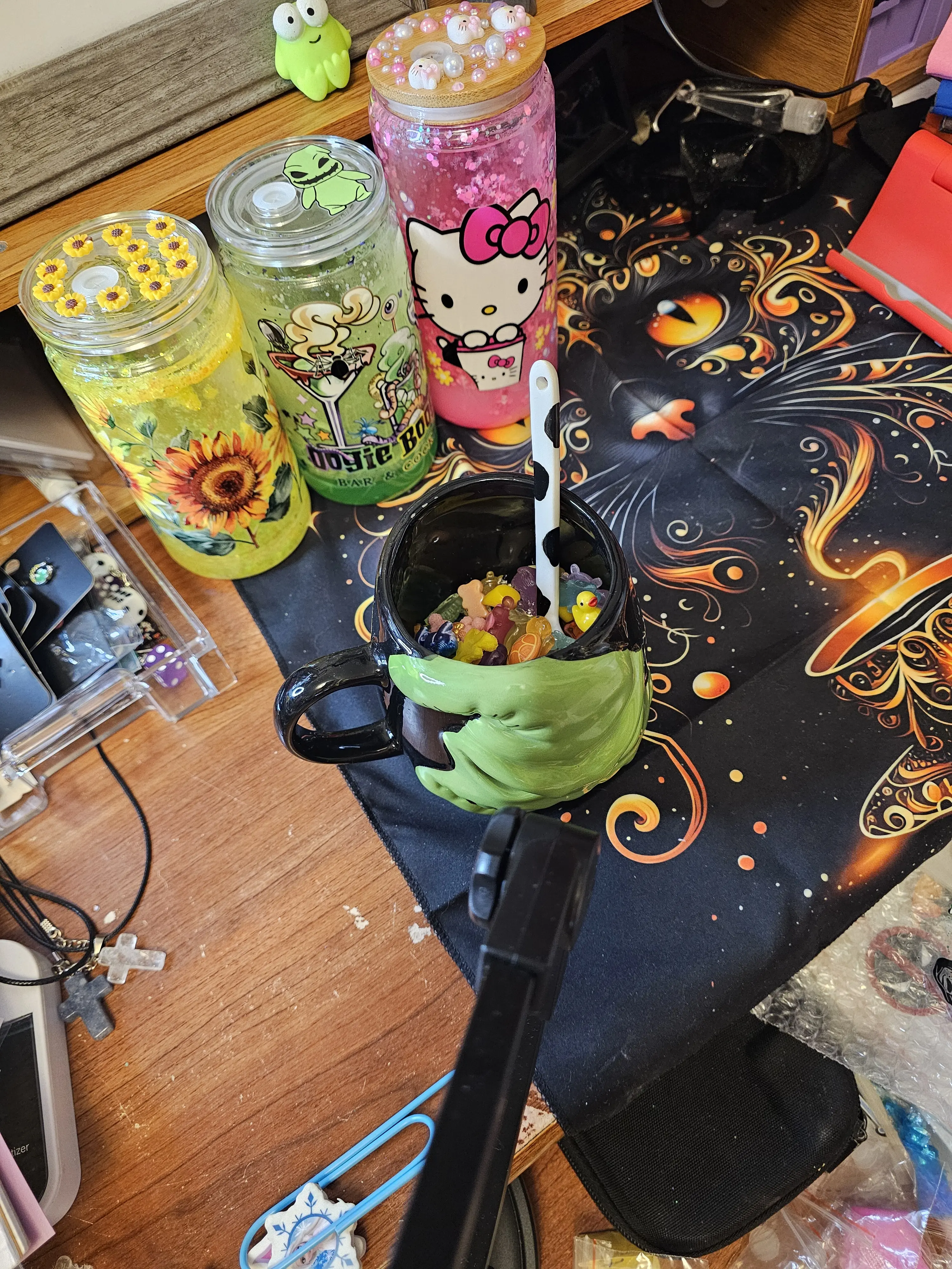SCOOPS