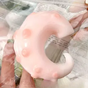 Cute Squid Tentacle Squeeze Toy, Soft Squishy Silicone, Realistic Octopus Model, Prank Plaything for Kids, Unisex Design, No Batteries Needed, Age Warning Included