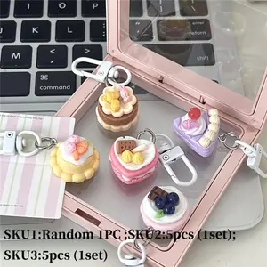 Cute Flower Cake Keychain Set, Cartoon Dessert Pendant Gift for Bags Keys, 1/5/10pcs Cute Floral Design Keychains, Adorable Miniature Accessories, Cute Charms Keychain