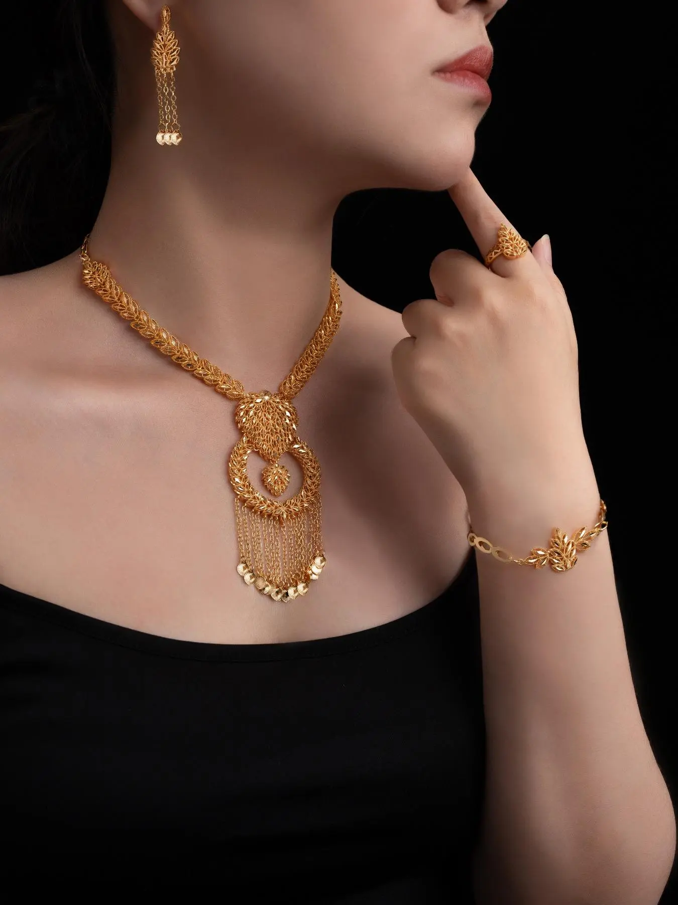 5 pieces of high-end tassel bib chain copper gold-plated 18K+champagne gold wedding gold jewelry suitable for brides, Valentine's Day greetings, Jewellery Gift Set Jewelry Sets
