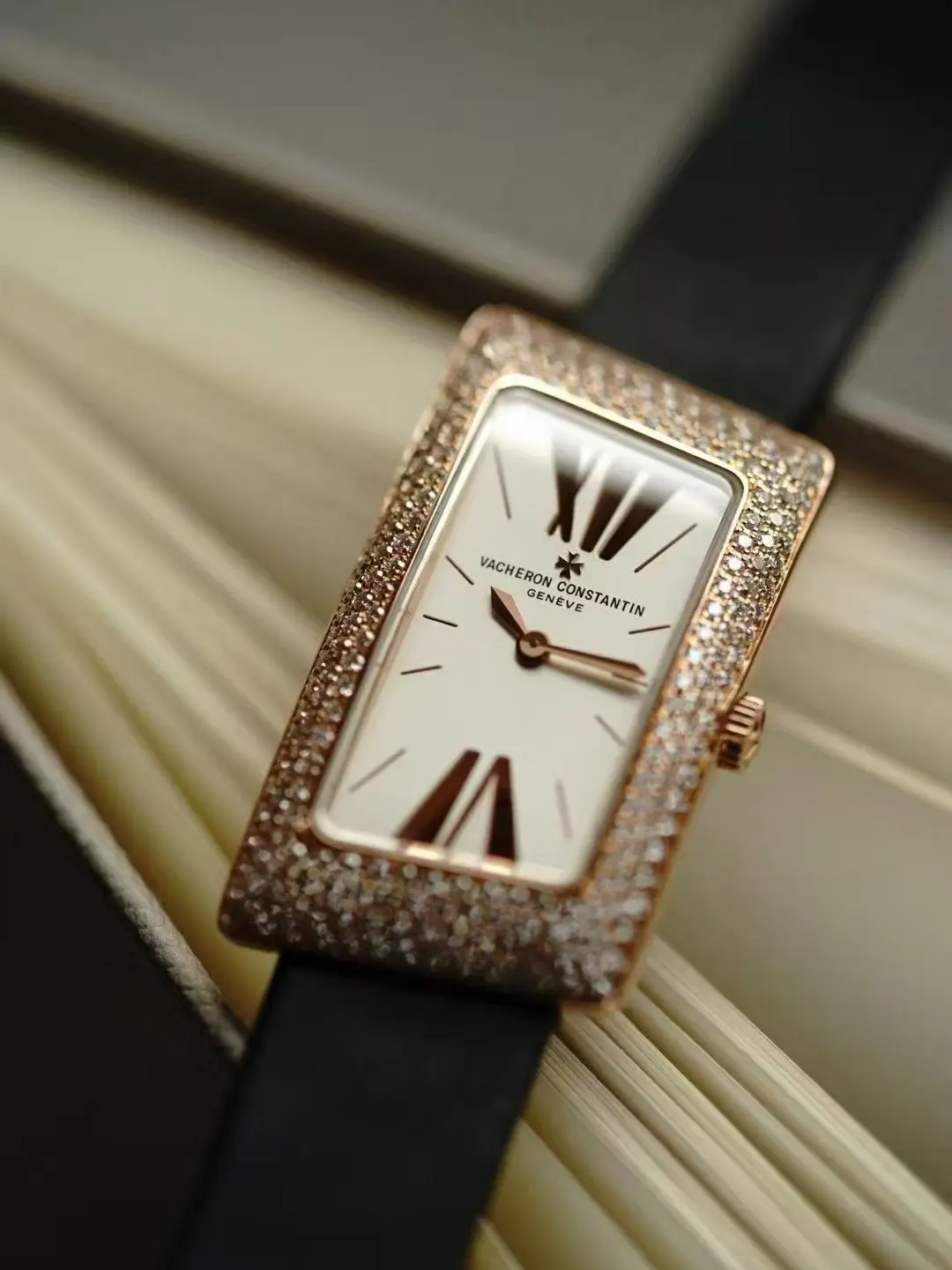 Vacheron Constantin 1972 Series Rose Gold with Genuine Diamonds（watch）