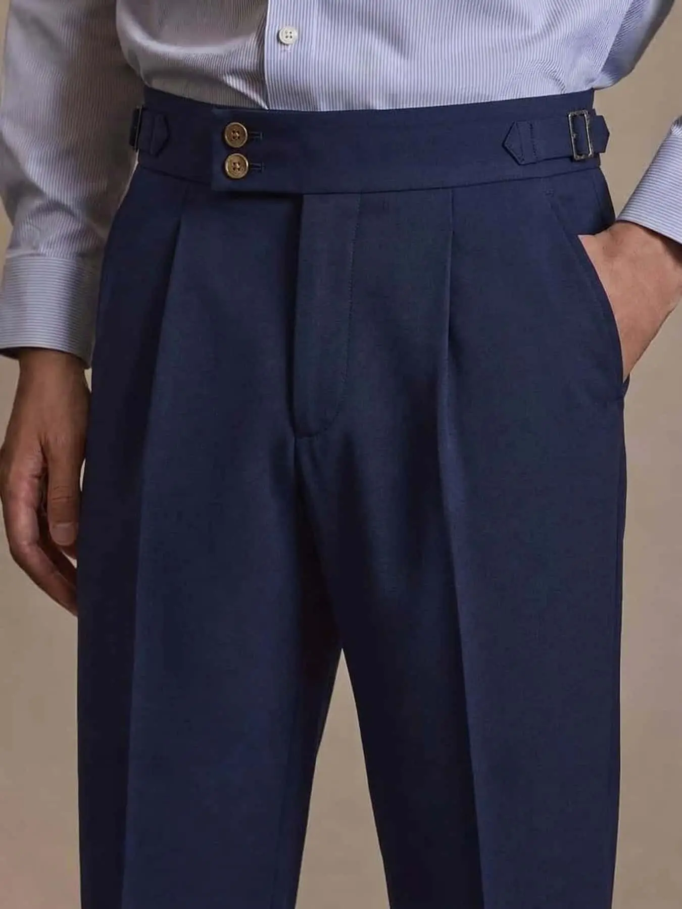 Men's slim-fit Pleated cropped pants for daily wear, Adjustable waist, stretchy & wrinkle-resistant, smooth drape, easy to care for, Functional pocket design, business casual, Formal style, Ideal for business elites, wearable in spring, summer and autumn