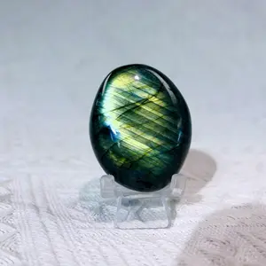 Labradorite Palm Stone，Natural Crystal Stone