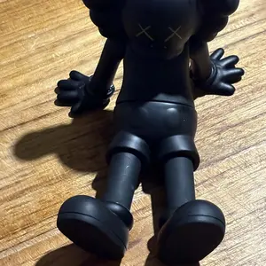 kaws Figure,Vinyl kaws  Model Art Toys Collectible Ornaments Room Decor Statue Figurine Gift