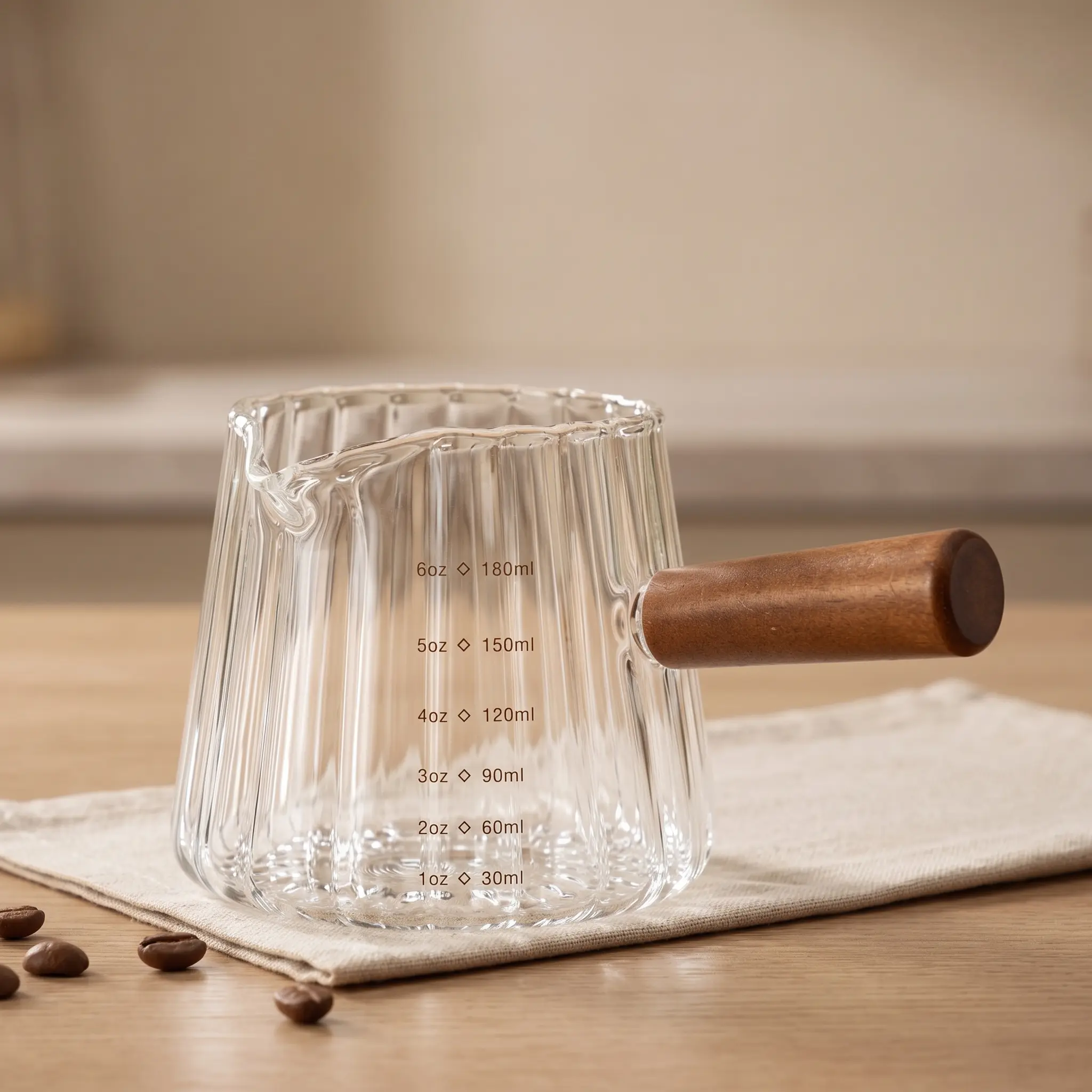 6oz Glass Espresso Shot Cup, V-Shaped Spout Coffee Measuring Cup with OZ ML Scale, Clear Heat Resistant Espresso Dosing Cup for Coffee Machine, Latte, Cappuccino & Home Kitchen
