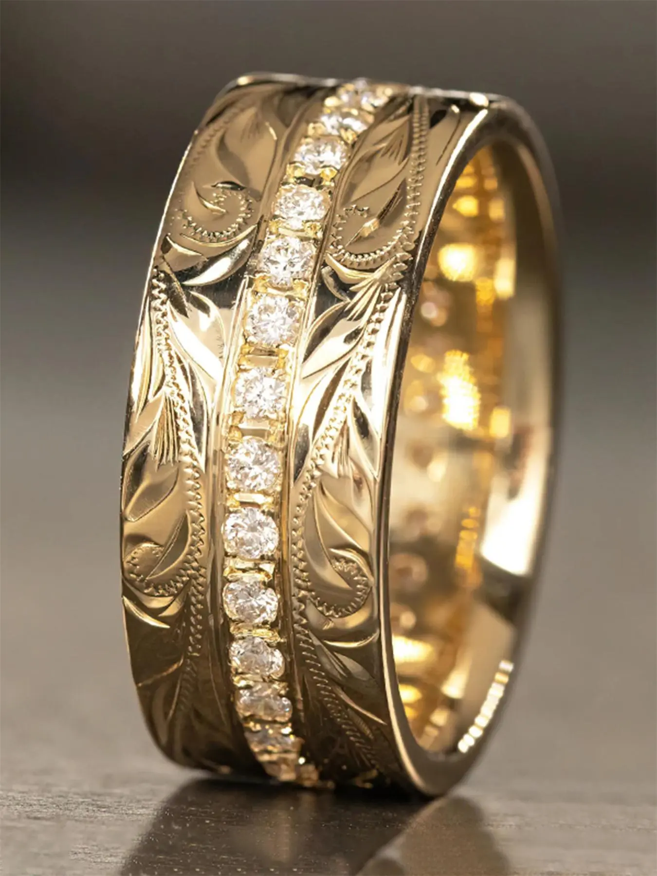 Rhinestone Inlaid Leaf Print Embossed Design Fashion Promise Ring for Her, Stylish Simple Design Temperament Engagement Ring, Women Accessories Gift for Girlfriend, Elegant Rhinestone Ring, Fashion Engagement Rings, Rhinestone Decorated Ring
