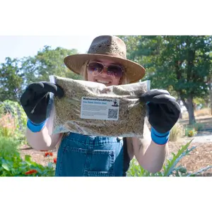 Free Range Chicken Seed