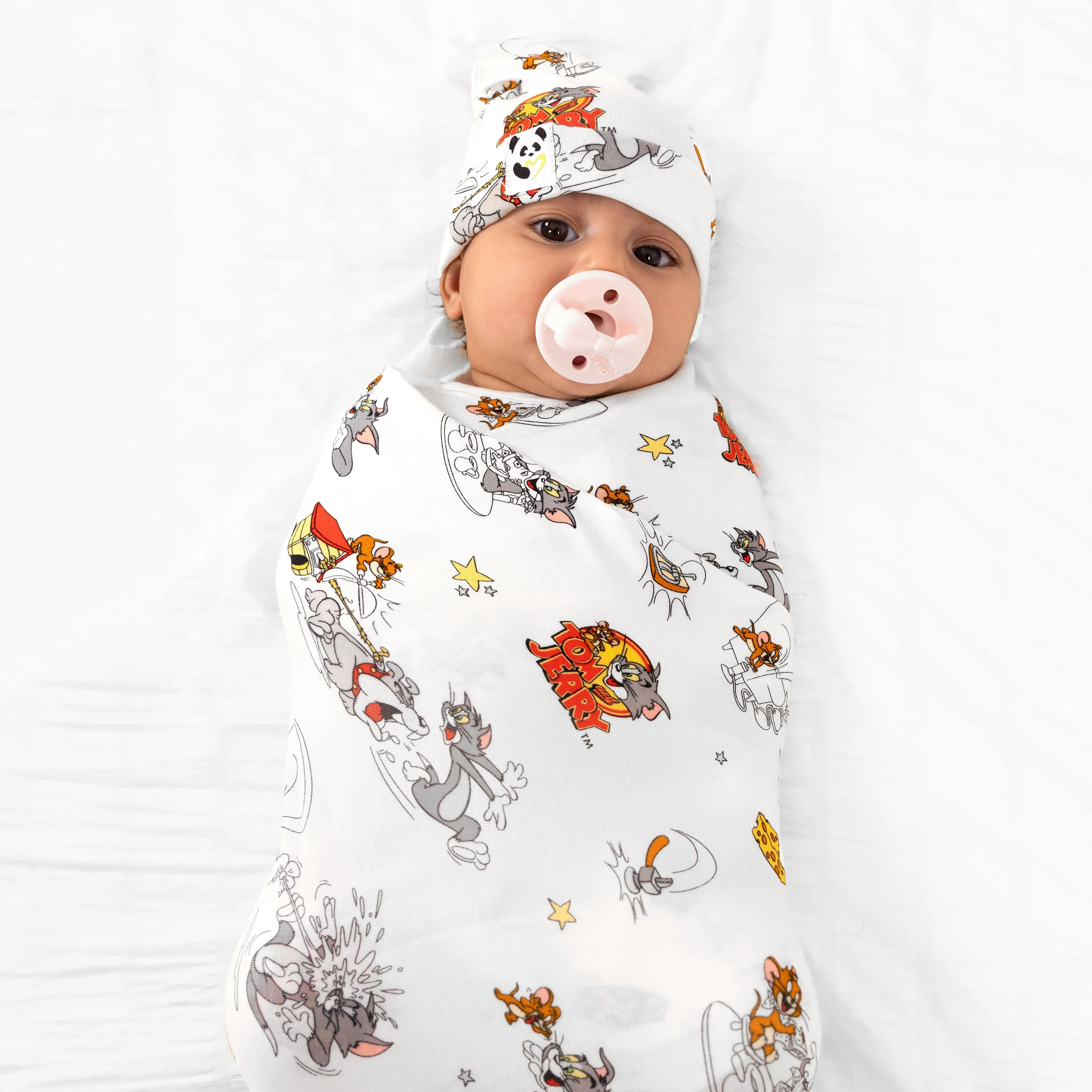 Bellabu Bear Tom & Jerry: Classic Bamboo Swaddle & Beanie Set