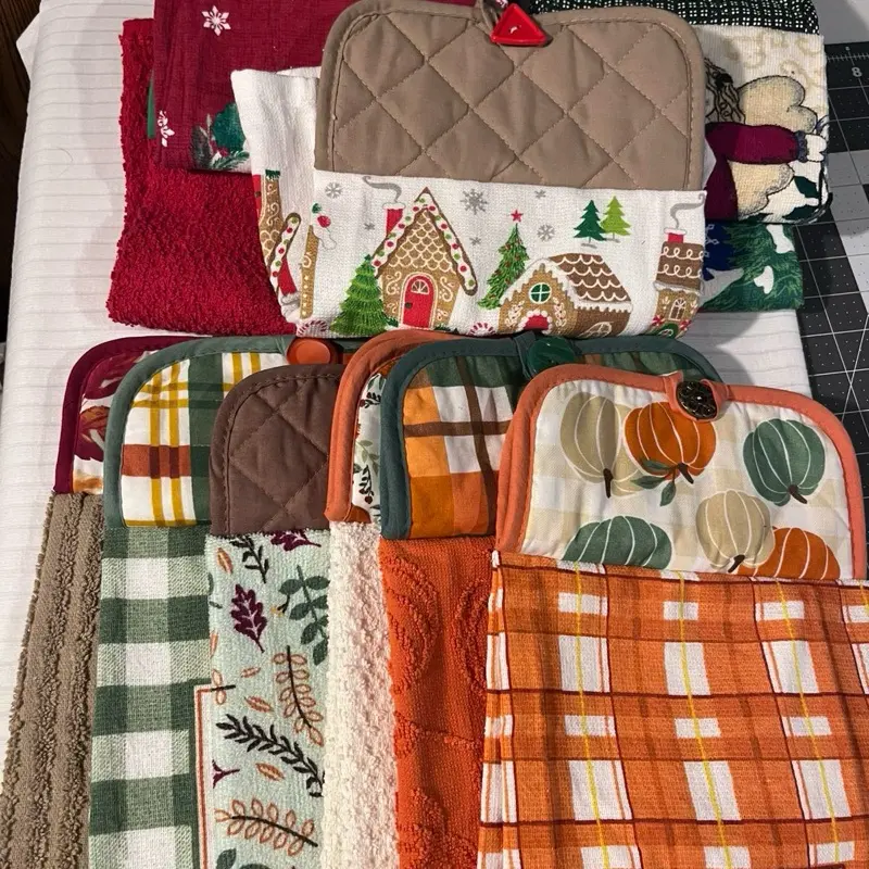 Hanging Kitchen Towels - Assorted Designs for Home Use