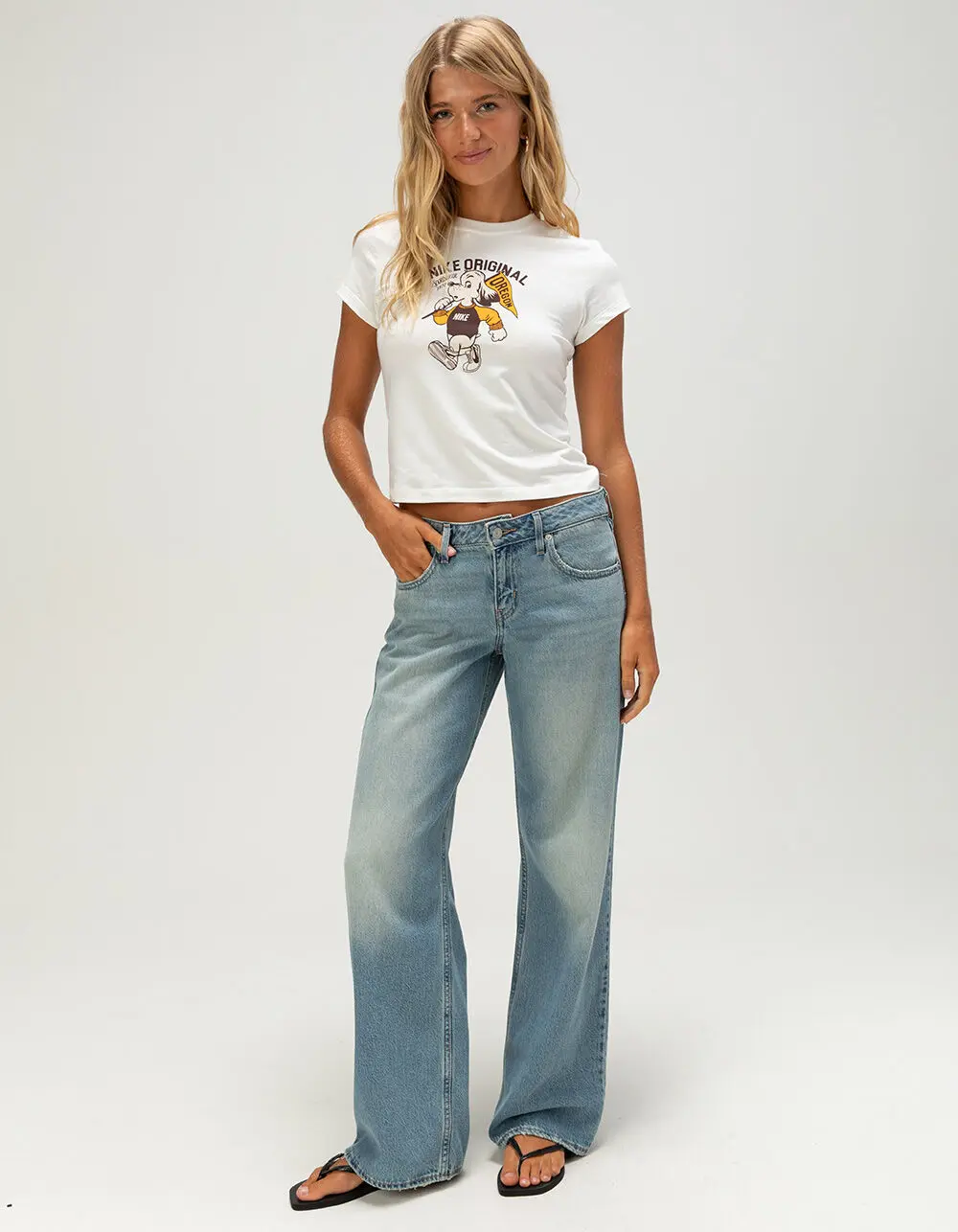 LEVI'S Premium Low Loose Womens Jeans - Gamble Time