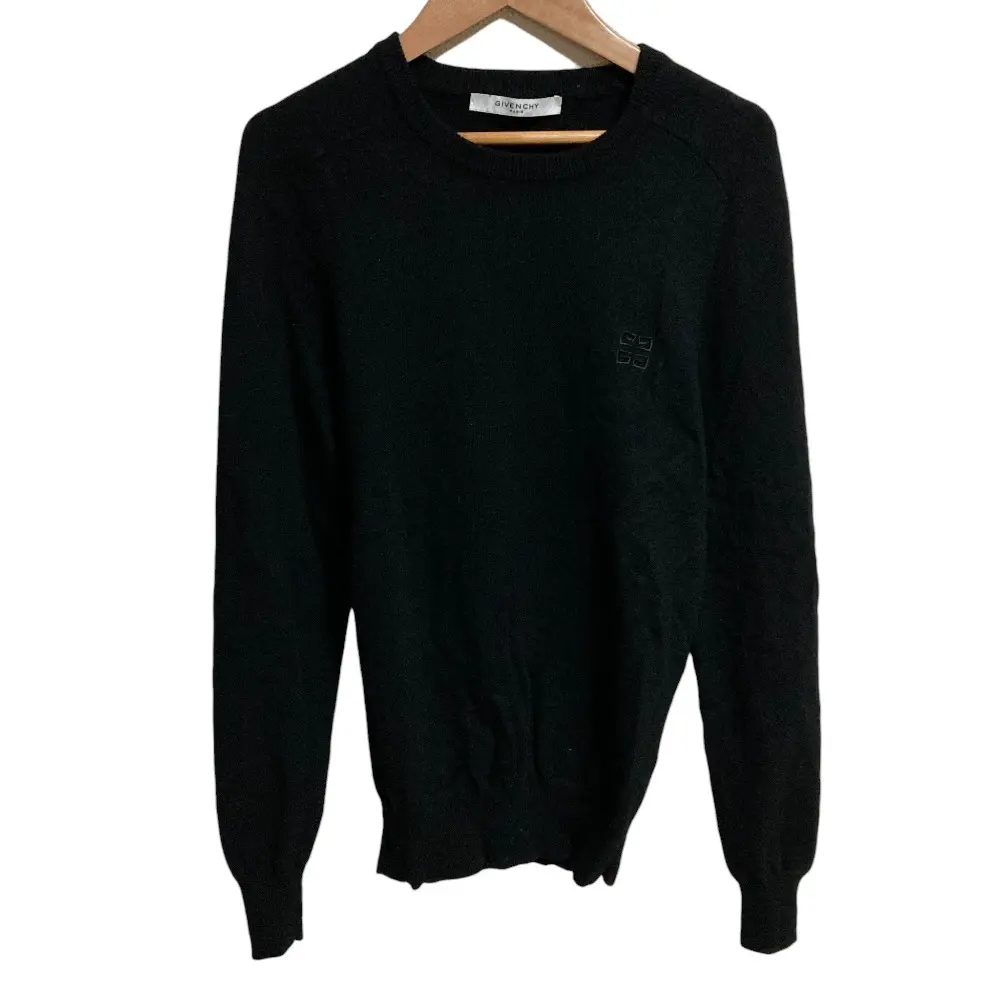 Pre-owned GIVENCHY Cashmere Small Leather Goods 4G Embroidery Knit Sweater