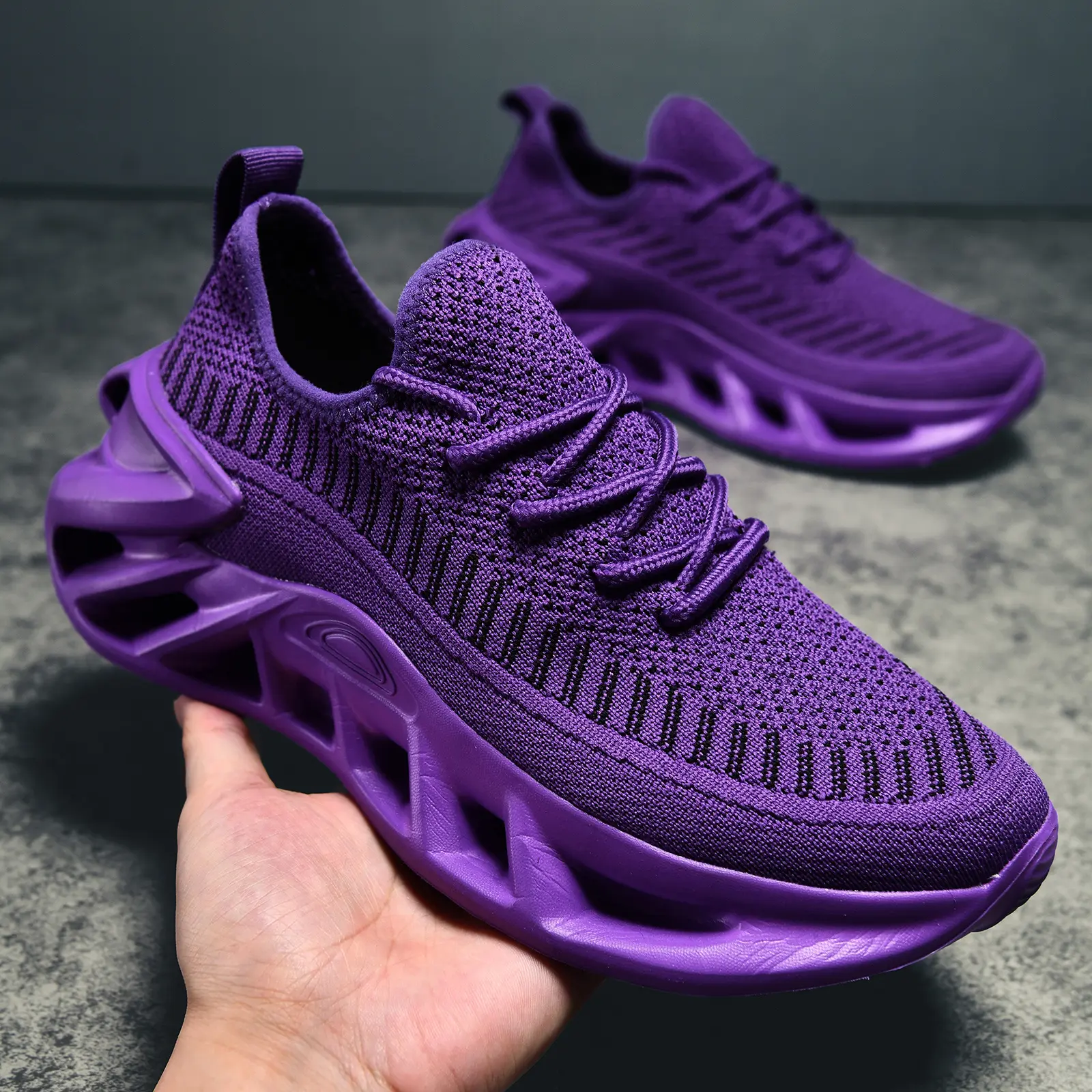 2025 new glossy sports women's shoes large size lightweight soft-soled walking shoes mesh breathable road running shoes thick-soled comfortable yoga dance shoes 2133