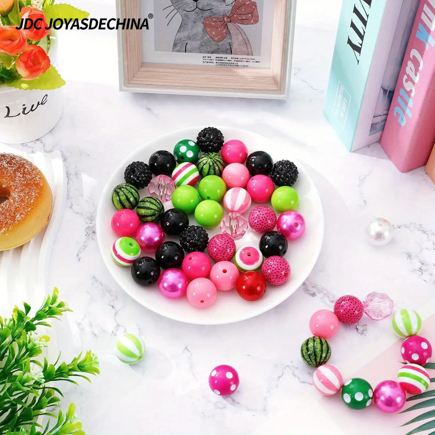 100pcs 20mm Summer Beads 14 Styles Watermelon Theme Mixed Bubblegum Beads Set Pink Green Spacer Beads Chunky Jumbo Plastic Beads for DIY Jewelry Beadable Pens Keychains Makeup Brushes Boutique Craft Supplies Animals