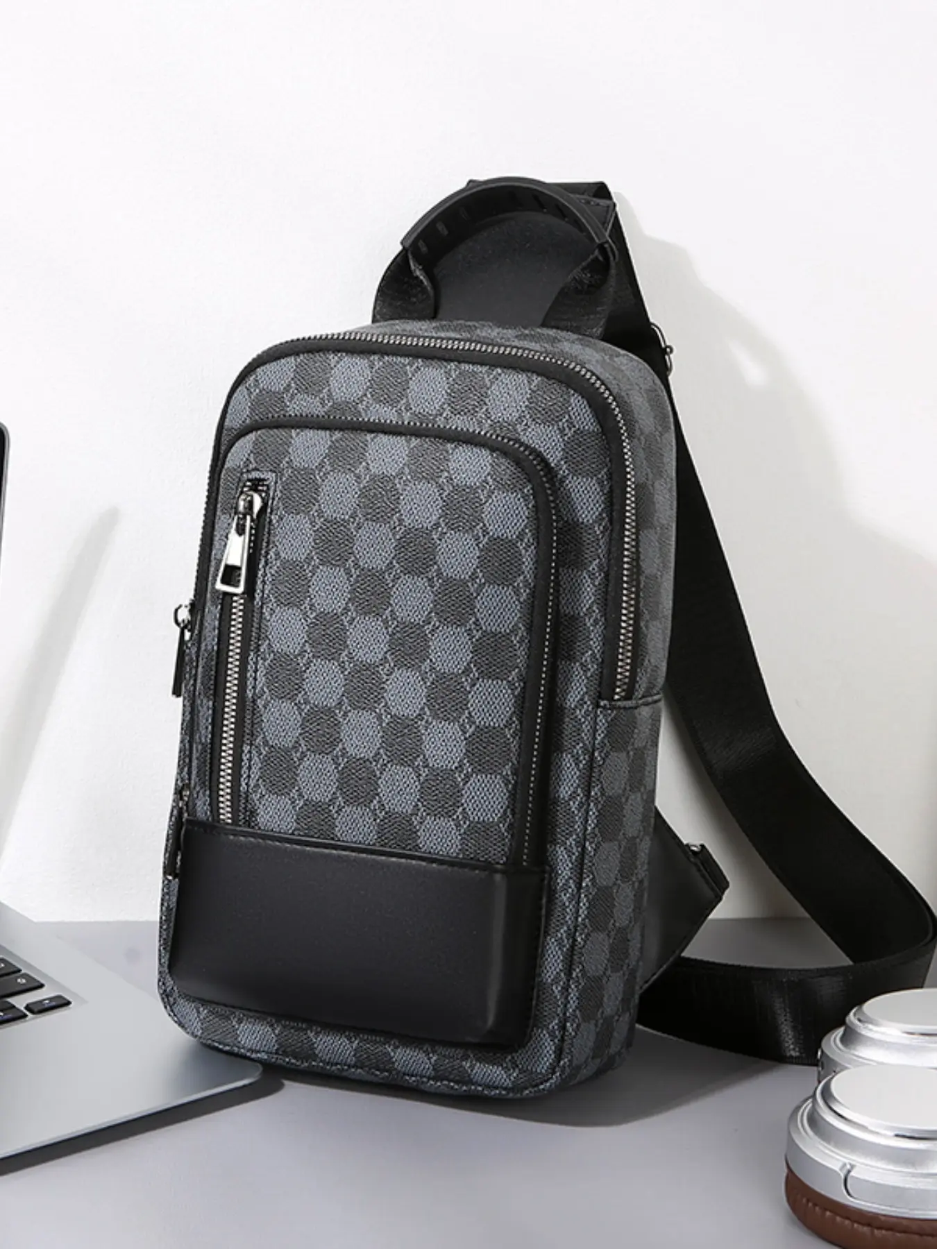 Men's Shoulder Sling Bag, Crossbody Multifunctional Chest Pack with Plaid Design, Stylish and Functional Daypack, Versatile Bag, Zipper Casual Belt Bag, Belt Bag