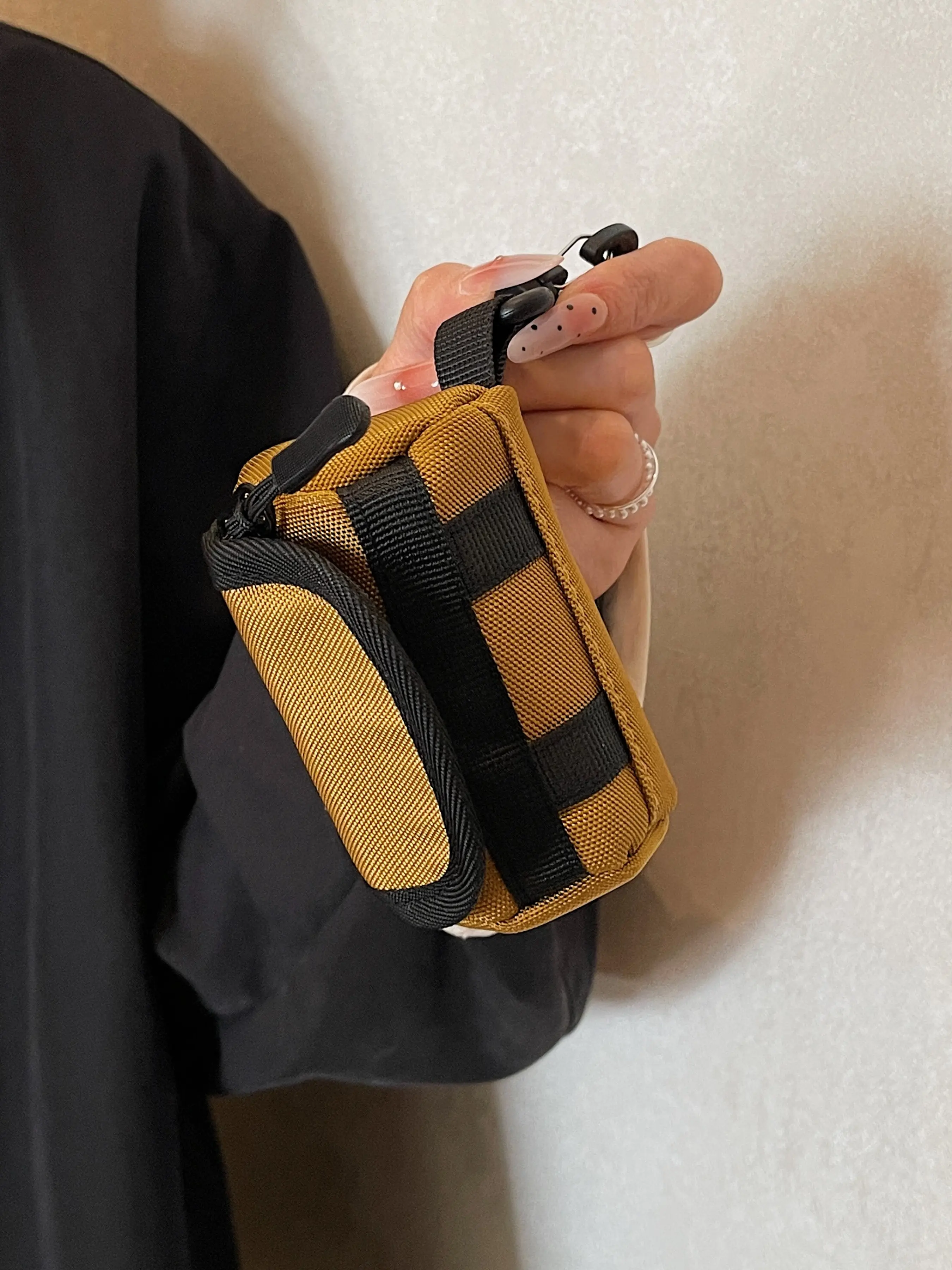 Unibella Metal Mini Bag, Crossbody Purse, Fashionable Durable Design, Perfect for Daily Use, Ideal Gift for Her, Trendy Accessory, All Seasons, Everyday Crossbody Bag