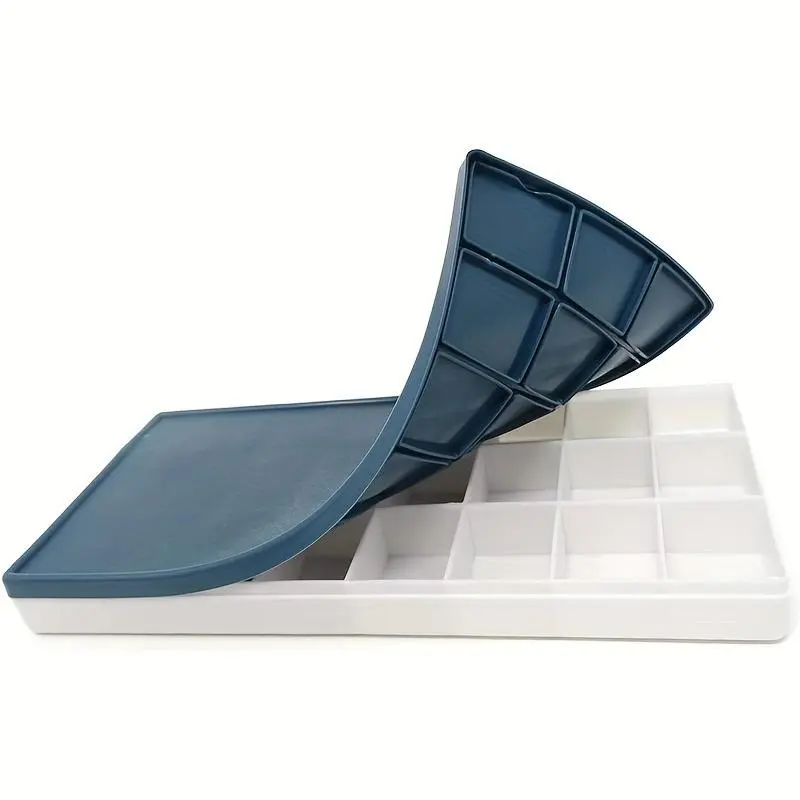 24 Grid Paint Palette Tray with Soft Lid, 1 Count Rectangle Plastic Leak Proof Watercolor Painting Palette, Travel Portable Storage and Organizer for Oil Paint, Art Supplies, Student Painting Supplies