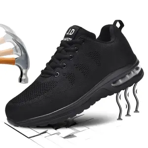 Safety work shoes with steel toe cap and anti-slip rubber sole, suitable for construction and warehouse use.