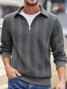 A men's solid color striped half-zip long sleeve hoodie, a regular version of a casual long sleeve pullover, comfortable fabric, warm, for wearing in autumn and winter, men's daily outfit, men's hoodie.