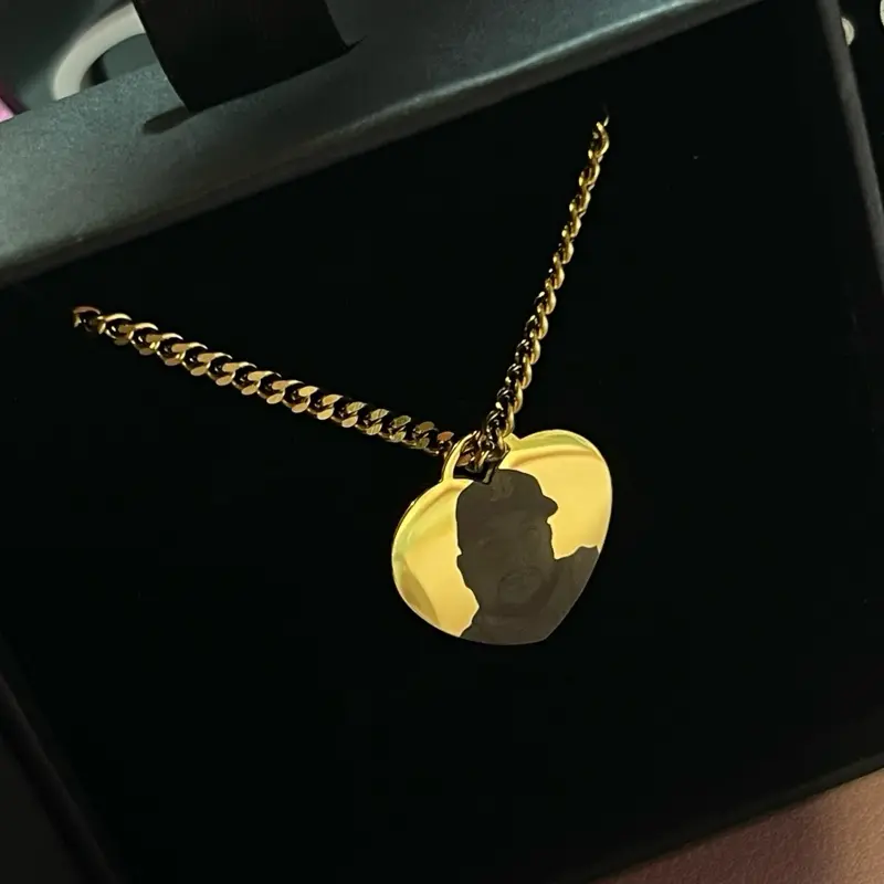 Personalized Portrait medium necklace