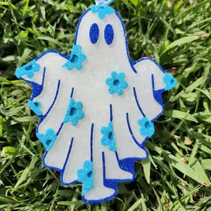 Floating Ghost With Flowers Car Freshies