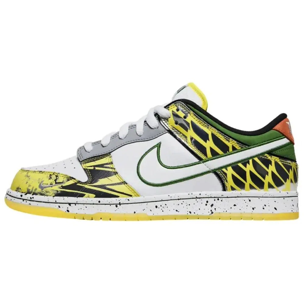 NIKE Dunk Low 'What the Duck - University of Oregon Away' PE Classic Men's Sneaker, Lightweight Leather Low Top for Athletic and Casual Wear, Shoe, Sports Shoes, Leather Upper