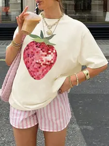 Women's Strawberry Print Round Neck T-Shirt, Casual Loose-Fitting Floral Top, Perfect for Daily Wear, Vacation, Outdoor Activities