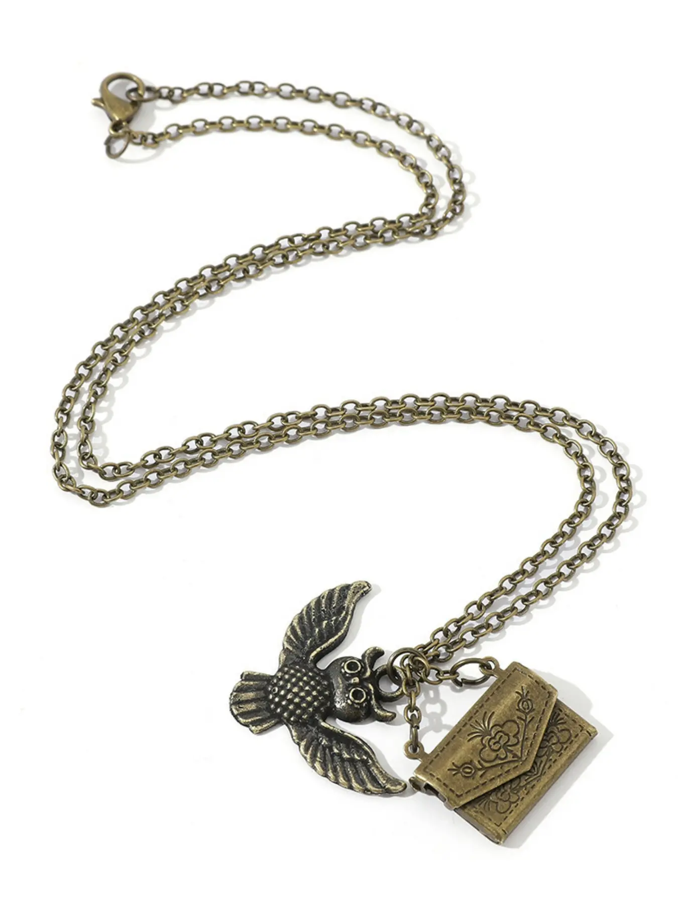 Vintage Harry Potter Necklace, Eagle Mailbox Design, Perfect Gift for Film Fans, Fashionable Commuter Jewelry, Retro Style Accessory, Dangling Charms Necklace