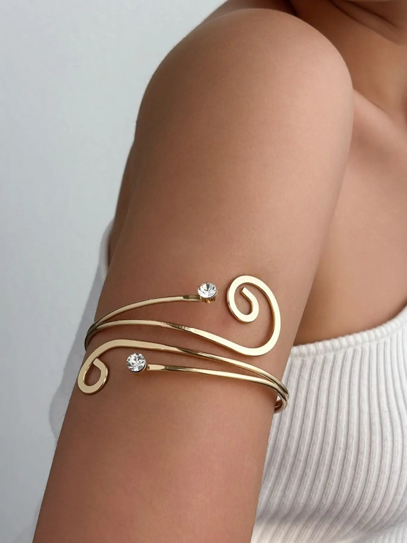 Fashionable Personality Phoenix Tail Flower Arm Bracelet, Elegant Bangle, Bold Statement Jewelry, Trendy Accessory for Stylish