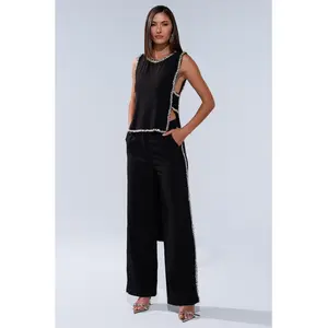 TALK TO ME BABY BLOUSE WITH RHINESTONE