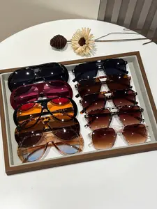 10 Pairs Women's Fashion Summer Plastic Glasses, Multi-Color, Oversized Geometric Pattern, Trendy Streetwear Sunglasses, Perfect for Gifts, Parties, Streetwear