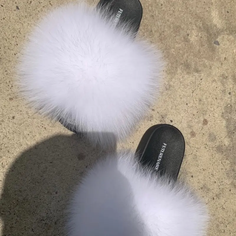 White Fluffy Slides sizes 5.5,6,6.5,7.5,8,8.5,9.5,10 only