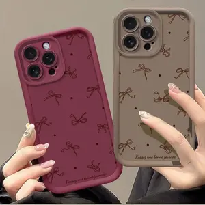 1pc of a Phone Case Featuring a Full-Screen Red Polka Dot Bow Design, Made of Brown And Burgundy Soft Shell with Precise Cutouts, Compatible with for iphone17 16, 15, 14, 13, 12, 11 Pro Max, 7, 8 Plus, X, XR, XS Max, 14 Plus, 15 Plus, 12 Mini