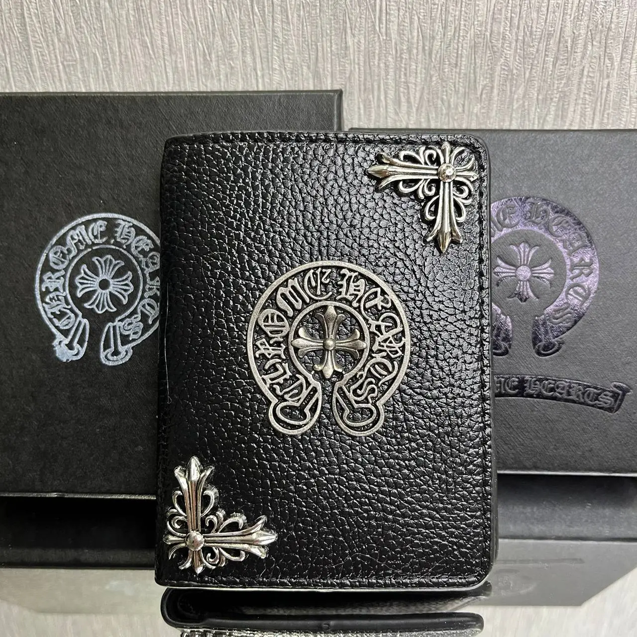 Men’s Luxury Gothic Bifold Wallet - Vintage Black Pocket Wallet with Decorative Cross Accents for Darts Enthusiasts