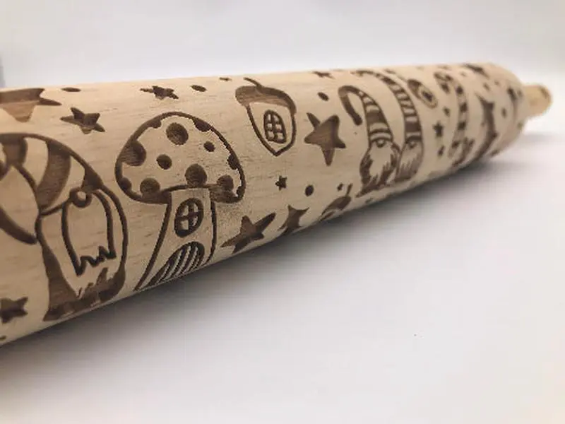 Embossed Christmas Gnomes Rolling Pin –Baking & Crafting