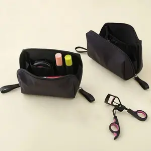 Portable Multi-functional Makeup Bag, 1 Count Casual Plain Makeup Storage Bag, Simple Design Travel Handbag with Wristlet for Women & Men, Cosmetic Pouch