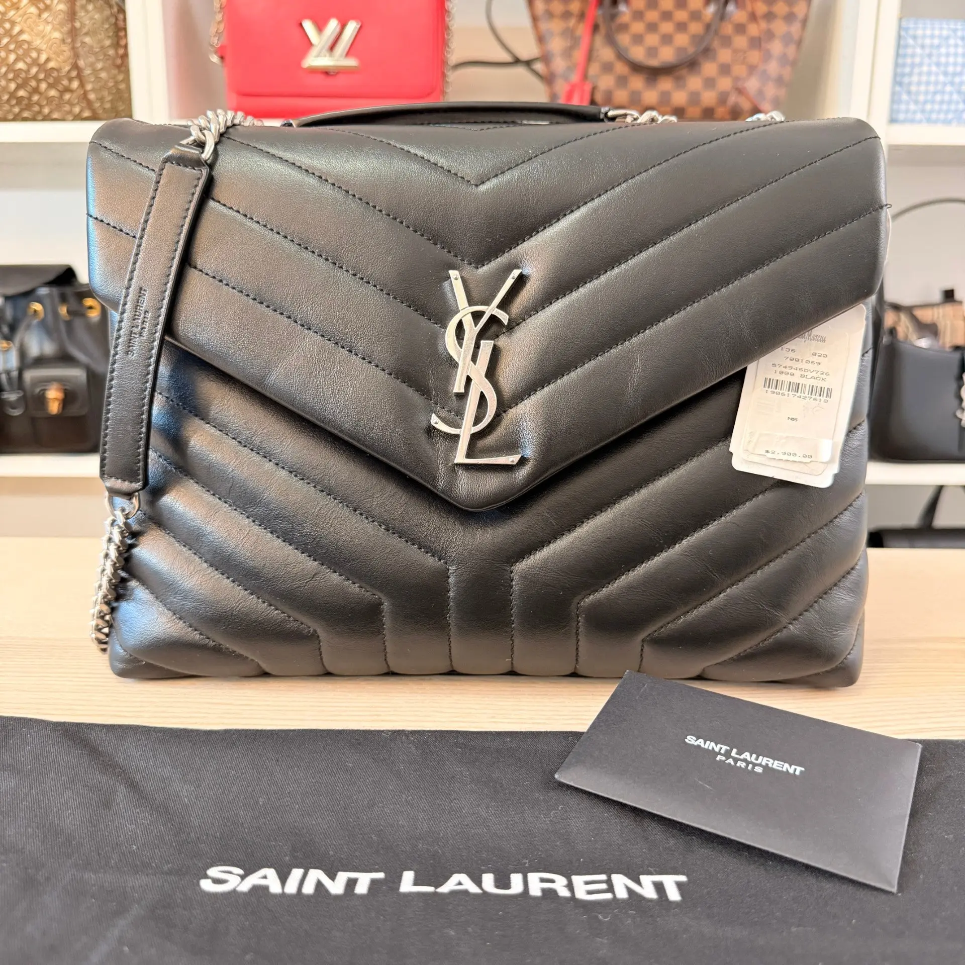 Pre-owned Yves Saint Laurent Leather Shoulder bags Saint Laurent (YSL) Calfskin Y Quilted Monogram Medium Loulou Chain Satchel Black