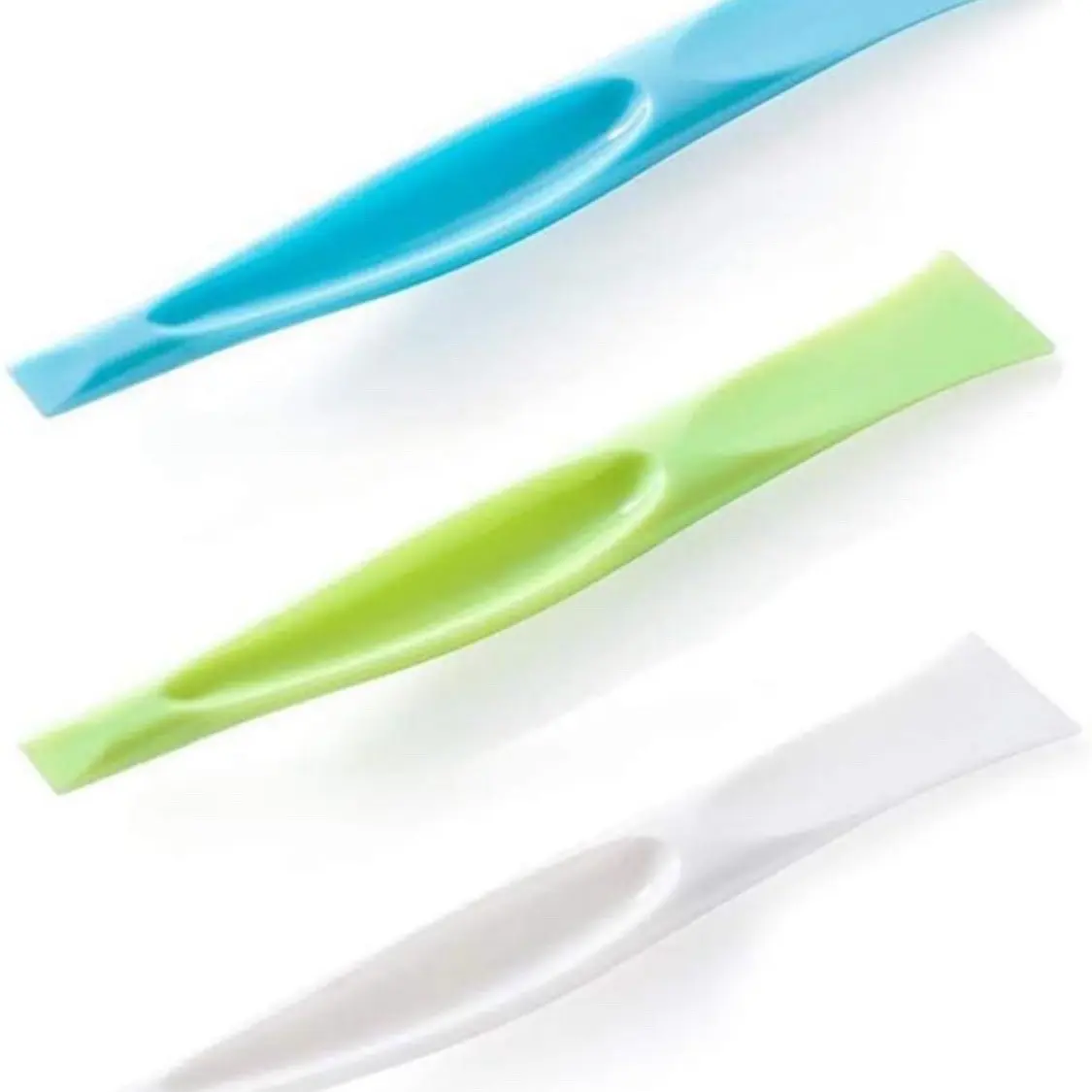 Cleaning Scraper Tool Kitchen Plastic Scraper Multipurpose Stiff Grill Scraper Scratch Free Cleaning Tool Can Opener Sticker Scraper Label Remover Gum Scraper Bottle Opener Lottery ticket scratcher – 3 PCS